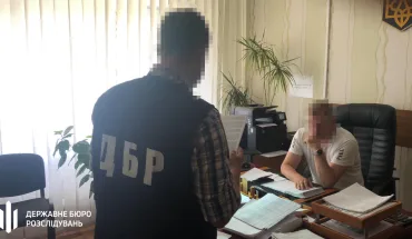 ДБР повідомило про підозру прикордоннику, який сприяв здійсненню незаконного переміщення високопосадовців через державний кордон